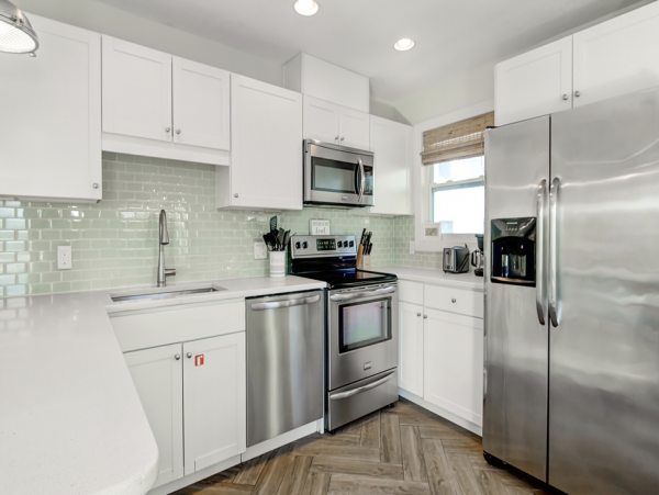 Bradenton Beach Four Bedroom Vacation Home with Pool & Spa
